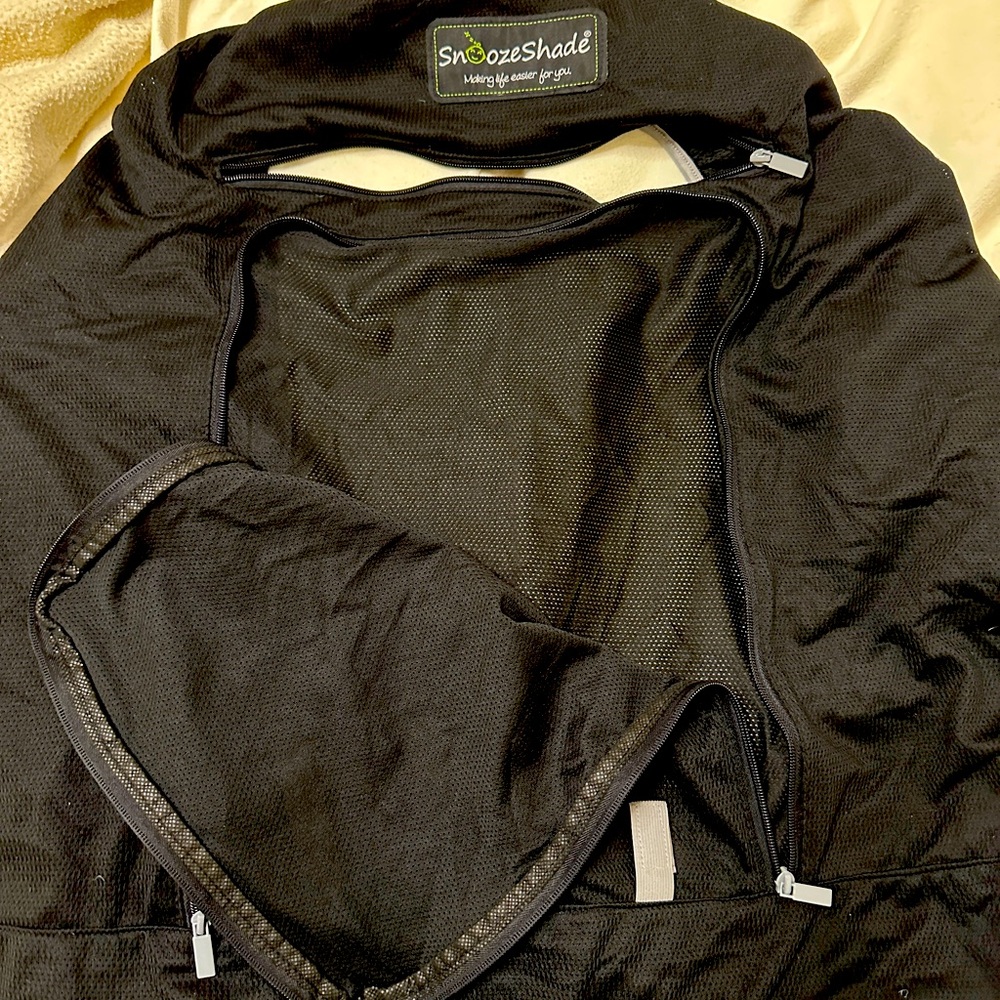 Snoozeshade car seat or stroller cover